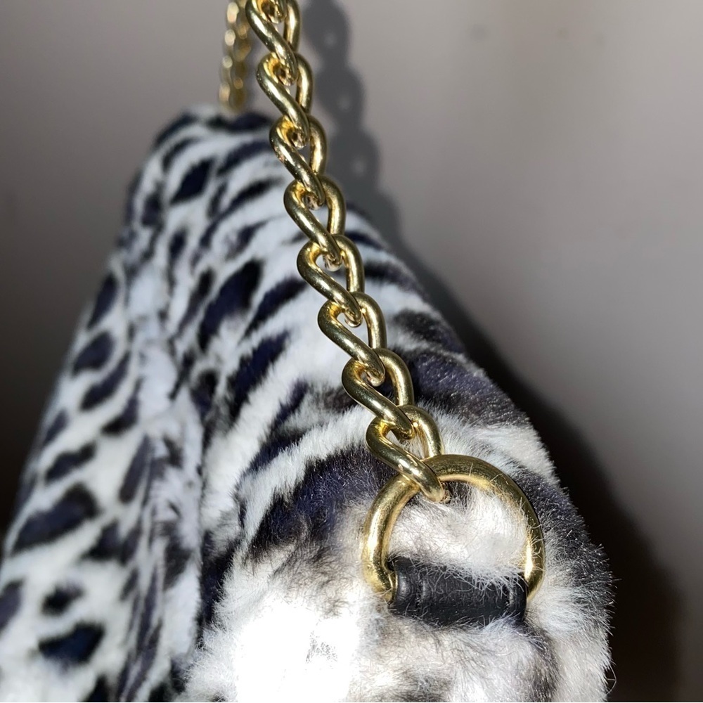 Betsey Johnson Faux Fur Leopard Print Crossbody Bag NWOT - price is firm - Picture 12 of 15